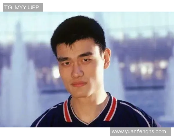 姚明重返青岛畅饮老友记回忆与篮球情缘交织的夜晚