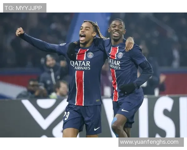 意甲焦点战曼城与巴黎圣日耳曼激战成平红牌事件引发全场热议